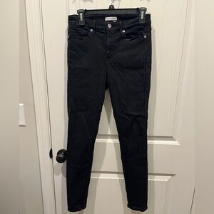 Good American Black Skinny Jeans size 8/29
